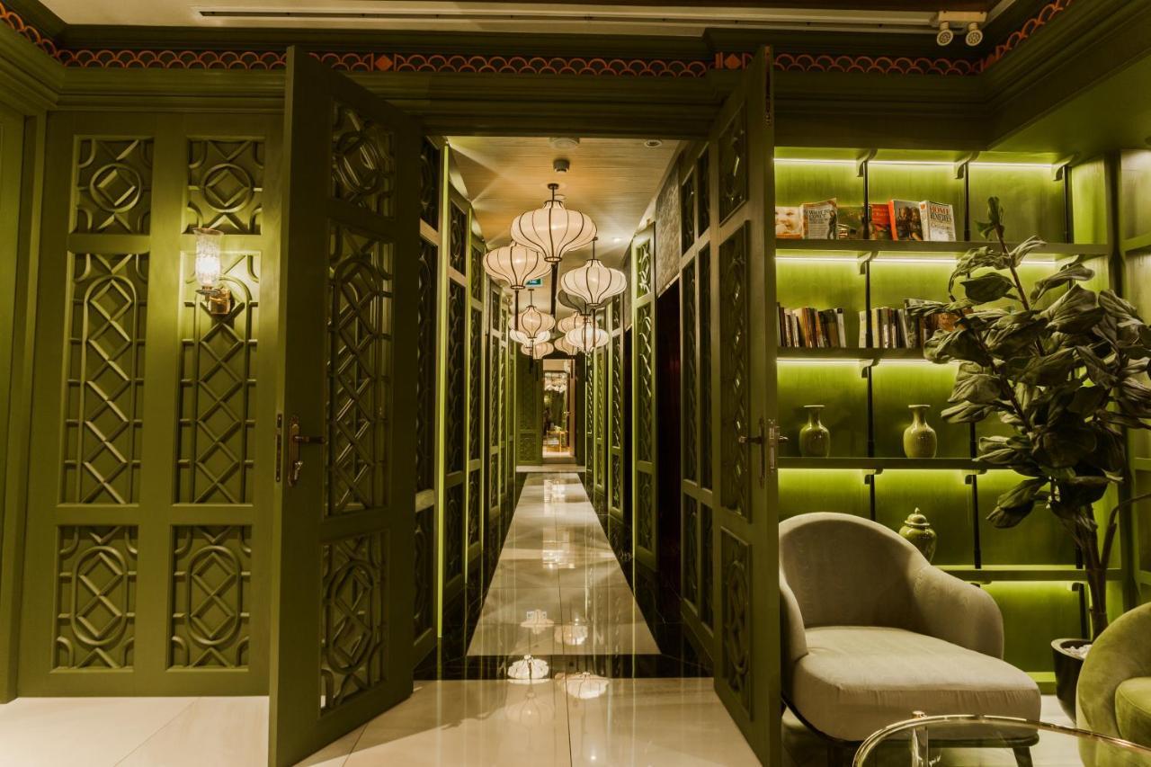 Siamese Exclusive Queens Bangkok Exterior photo